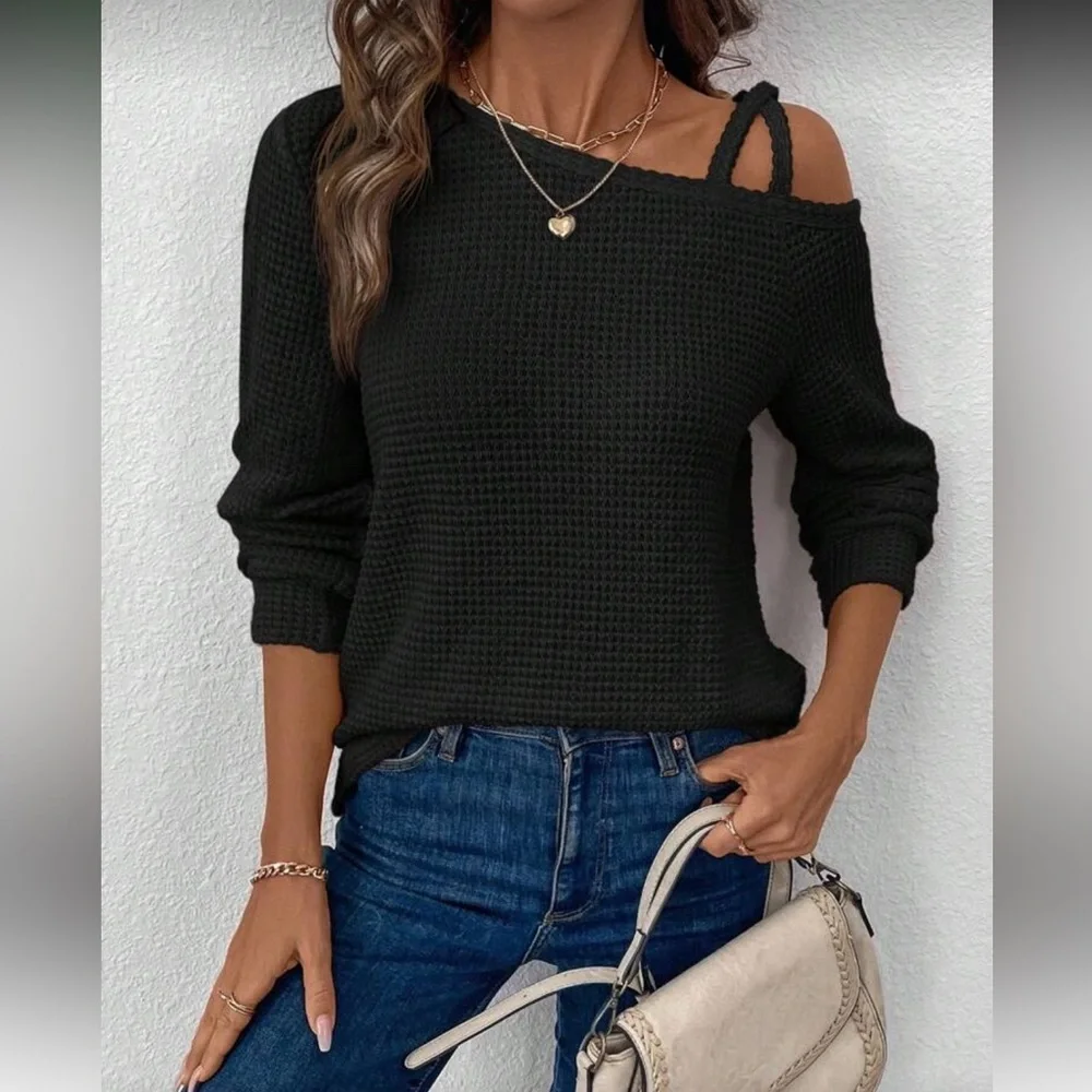Women's Waffle Knit Black Top